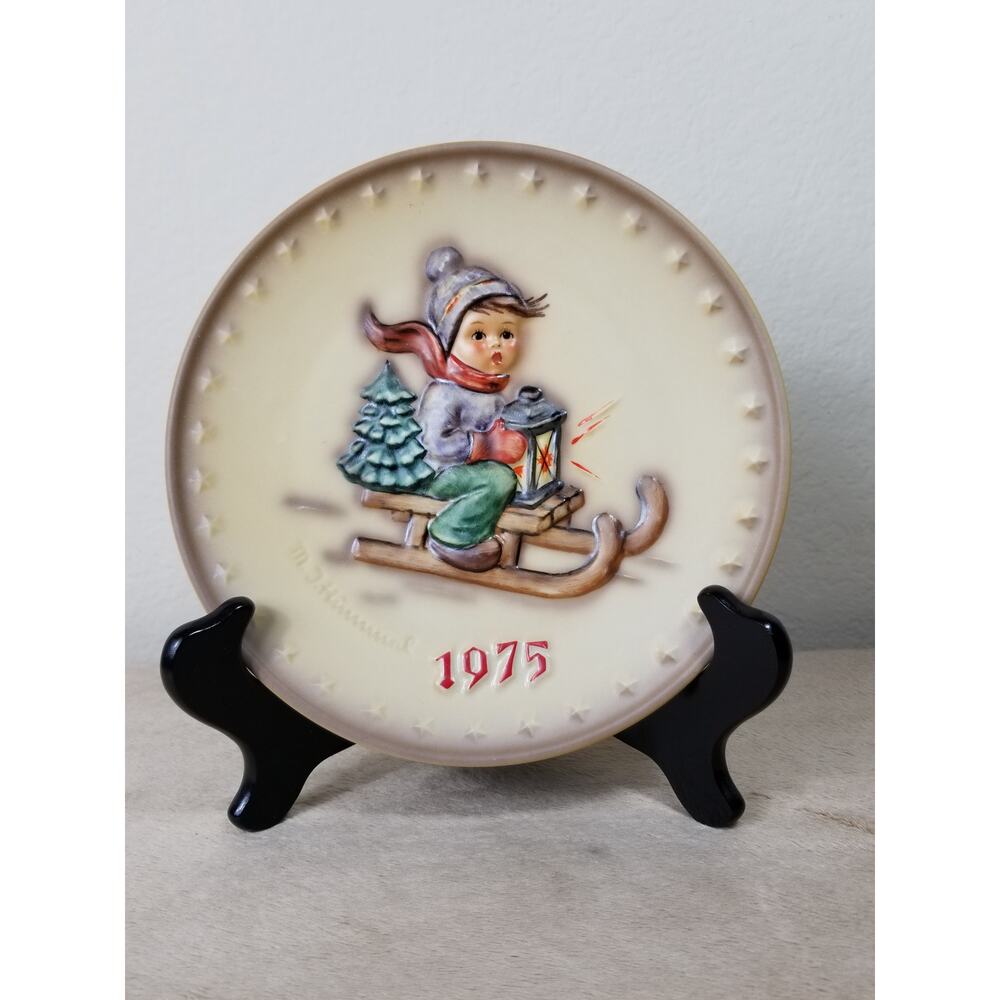 Hummel 5th Annual Plate 1975 Goebel Hand Painted Hum 268 West Germany Vintage